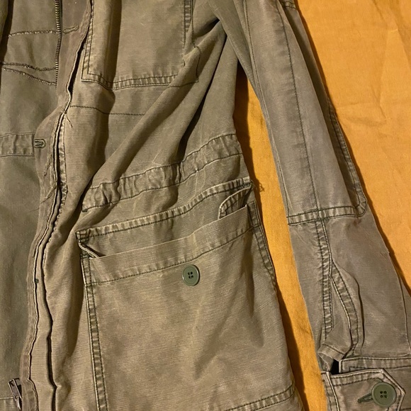 Hand stitched 21 Men American Brand with added dessert patch - Picture 3 of 3